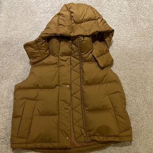 COPY - Gold Lululemon wunder puff vest